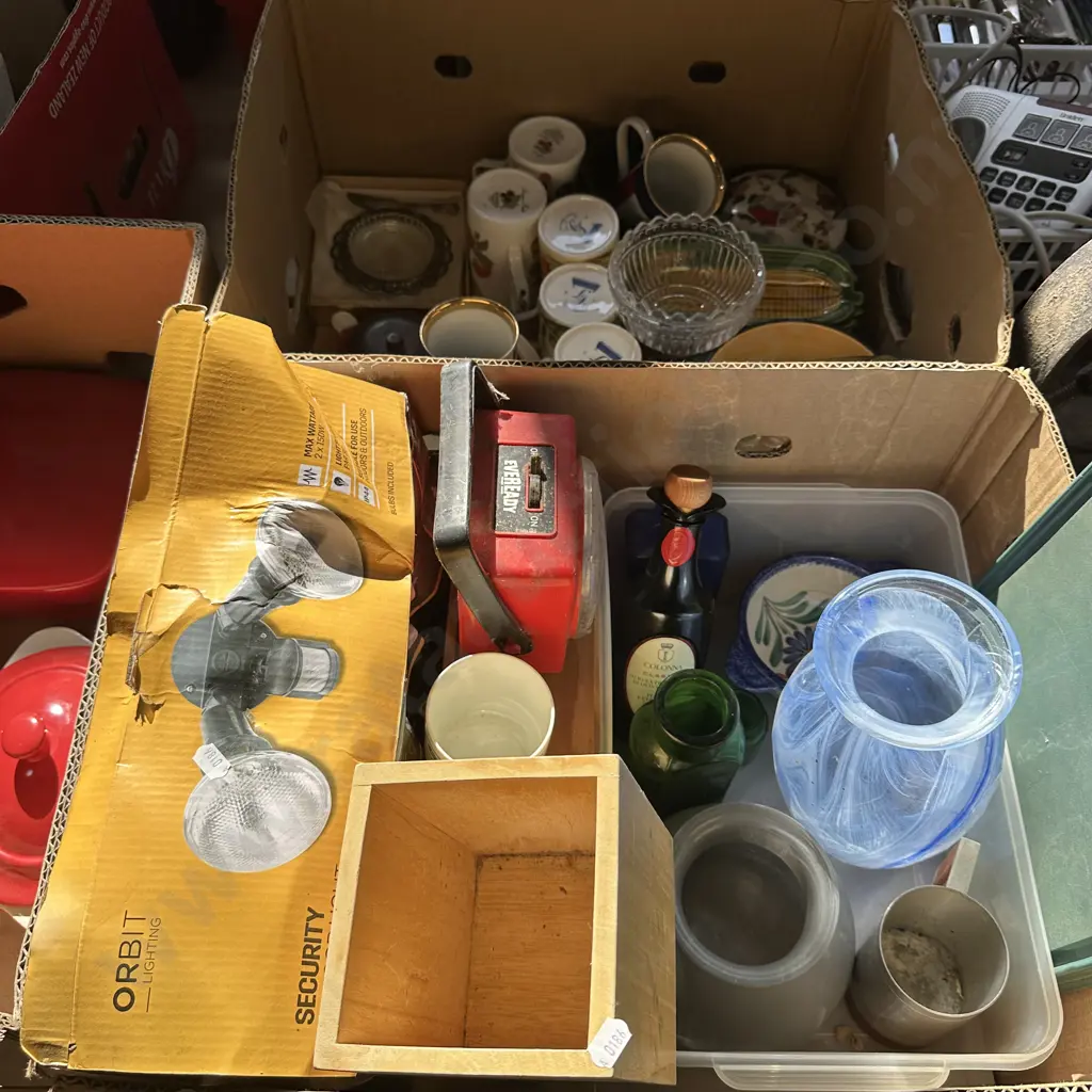 Box lot vases, security light etc. Image 1++
