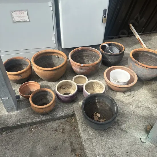 large lot of planters