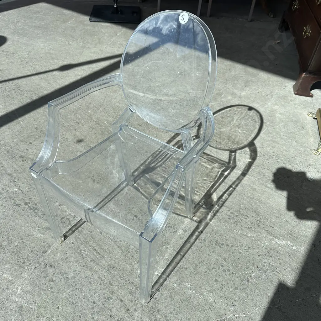 An original "Lou Lou Ghost" by Kartell Image 1++