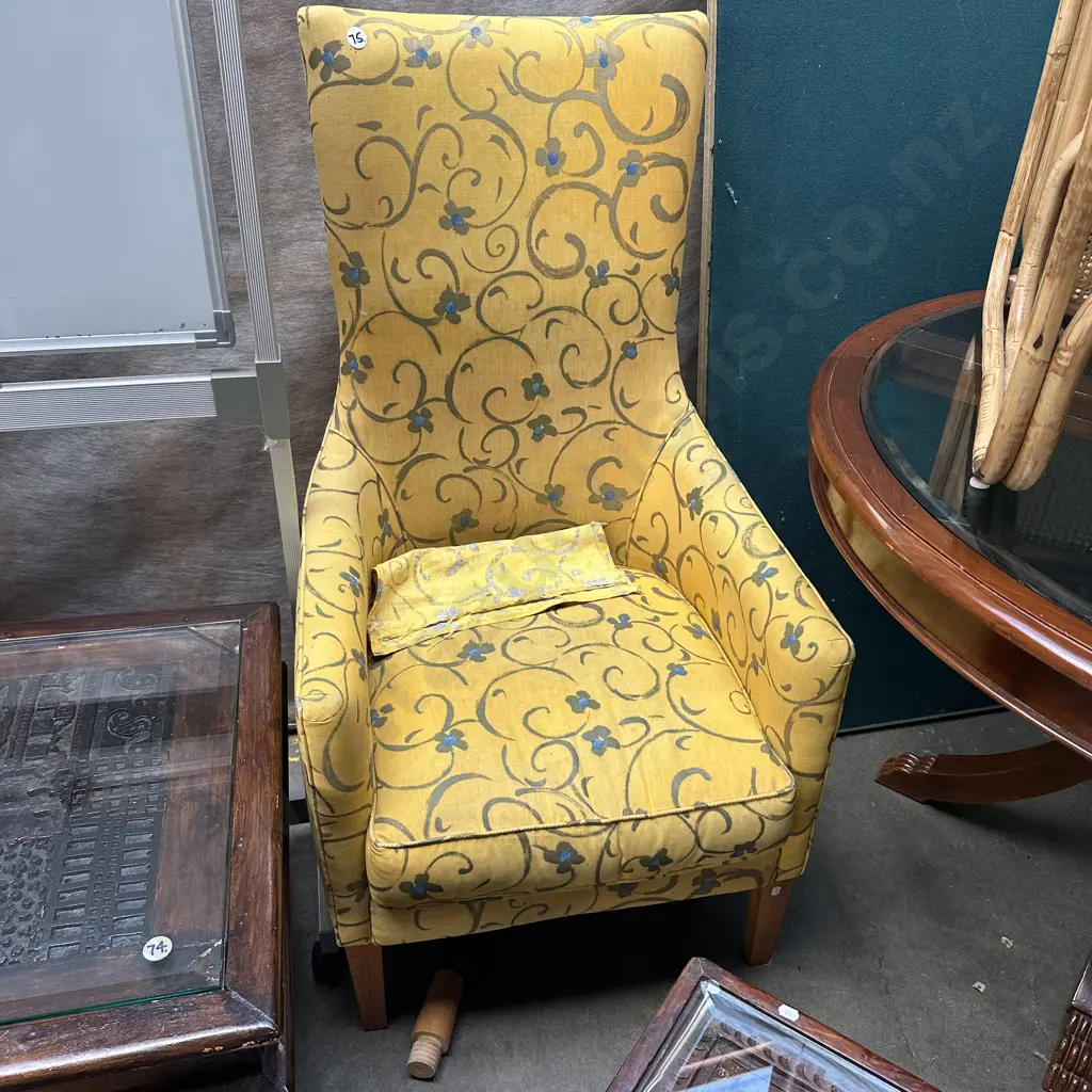 Yellow high back lounge chair Image 1++