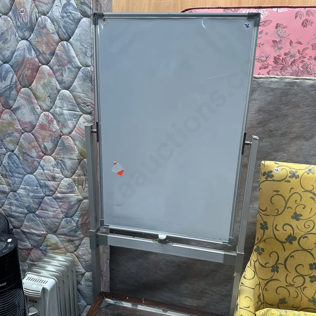 rolling whiteboard Image 1++