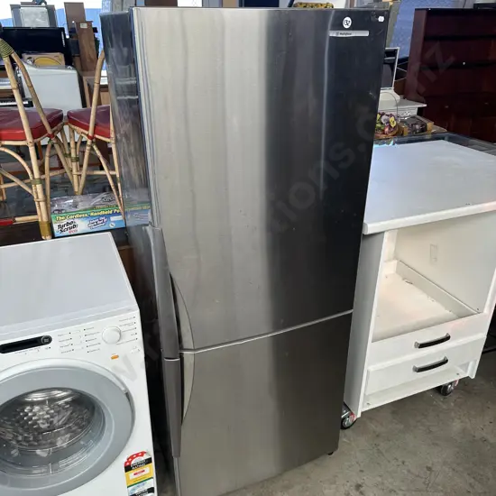 Westinghouse fridge freezer
