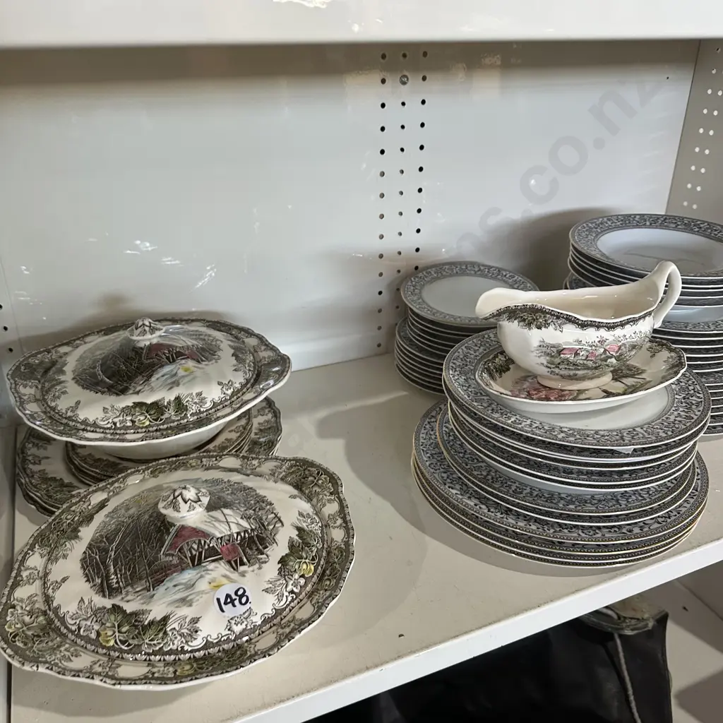 The friendly village pottery plus dinnerware Image 1++