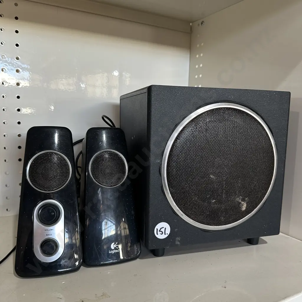 surround sound computer speakers. Image 1++