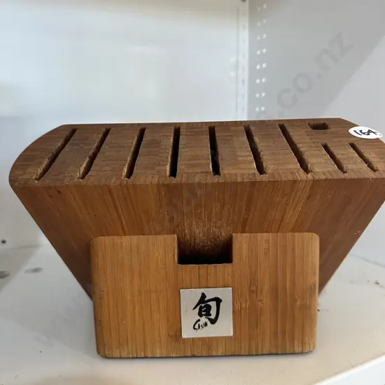 Japanese knife block