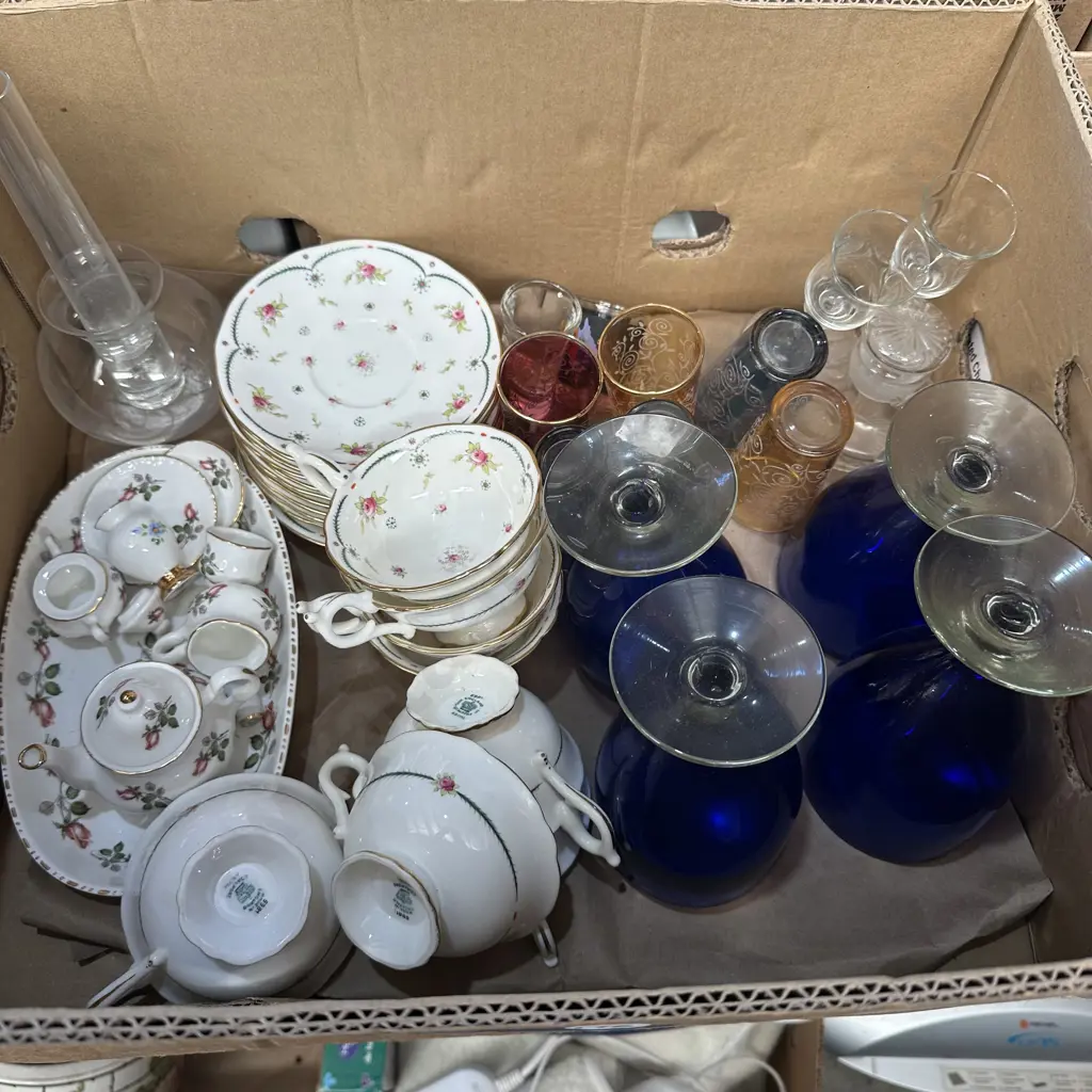 Coalport china, glassware etc. Image 1++