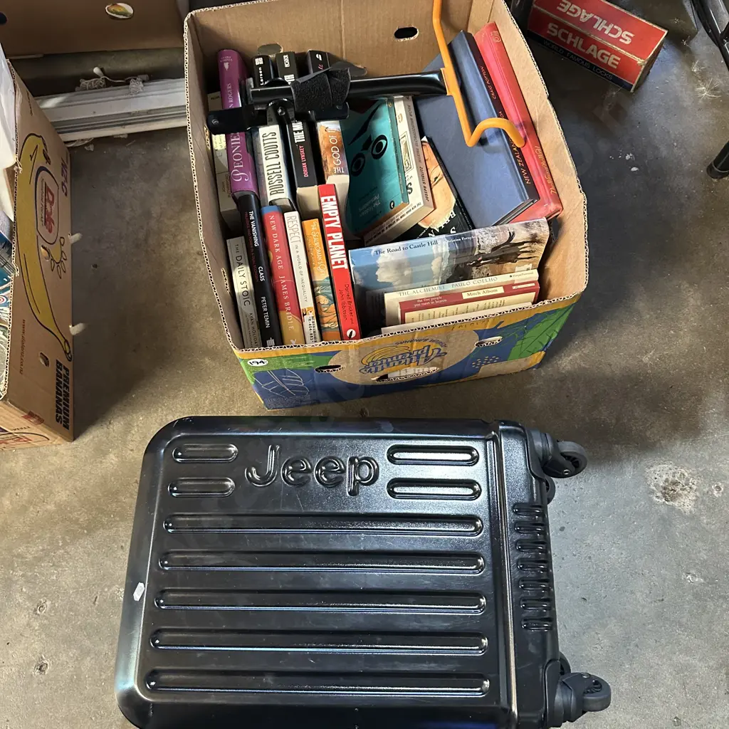 Box of books, bike rack plus JEEP travel case. Image 1++