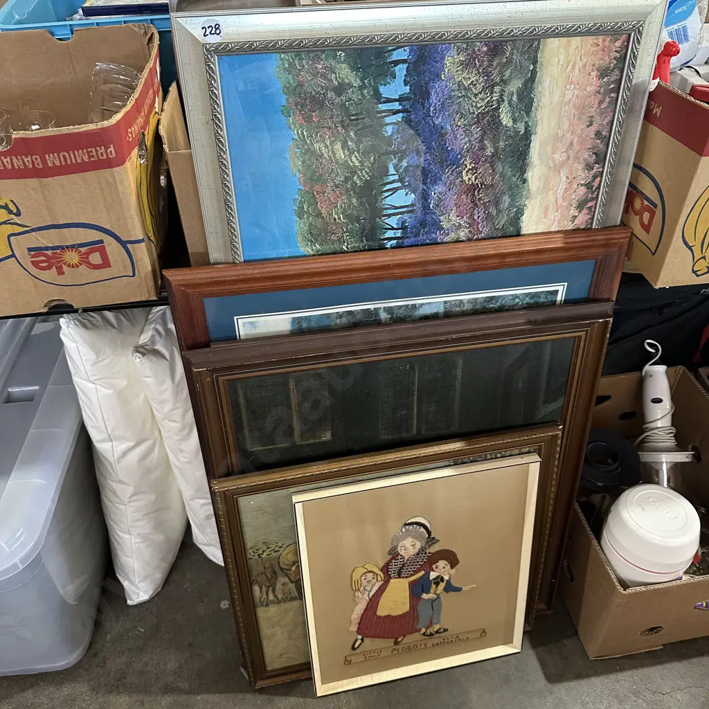 Six pictures. Image 1++