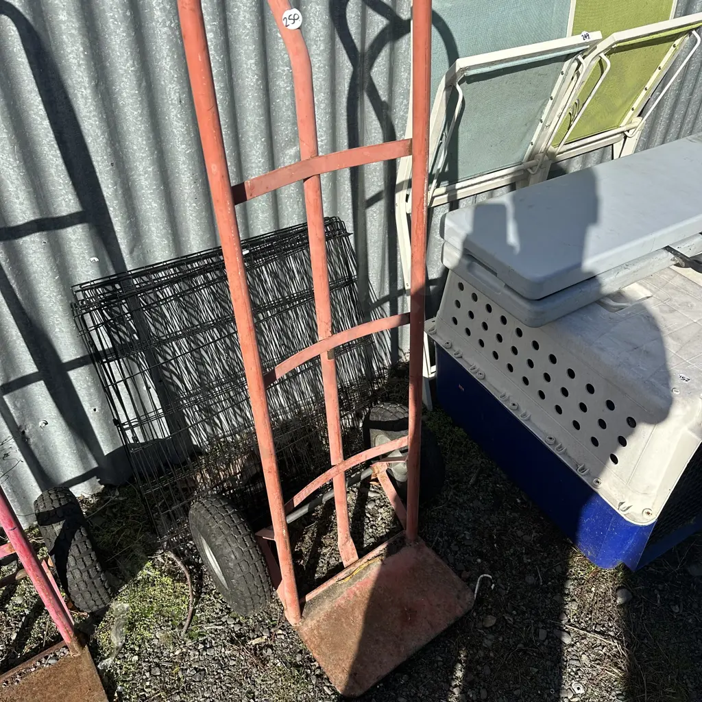 trolley and dog pen Image 1++