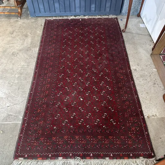 Lovely Persian rug 2200 x 1200