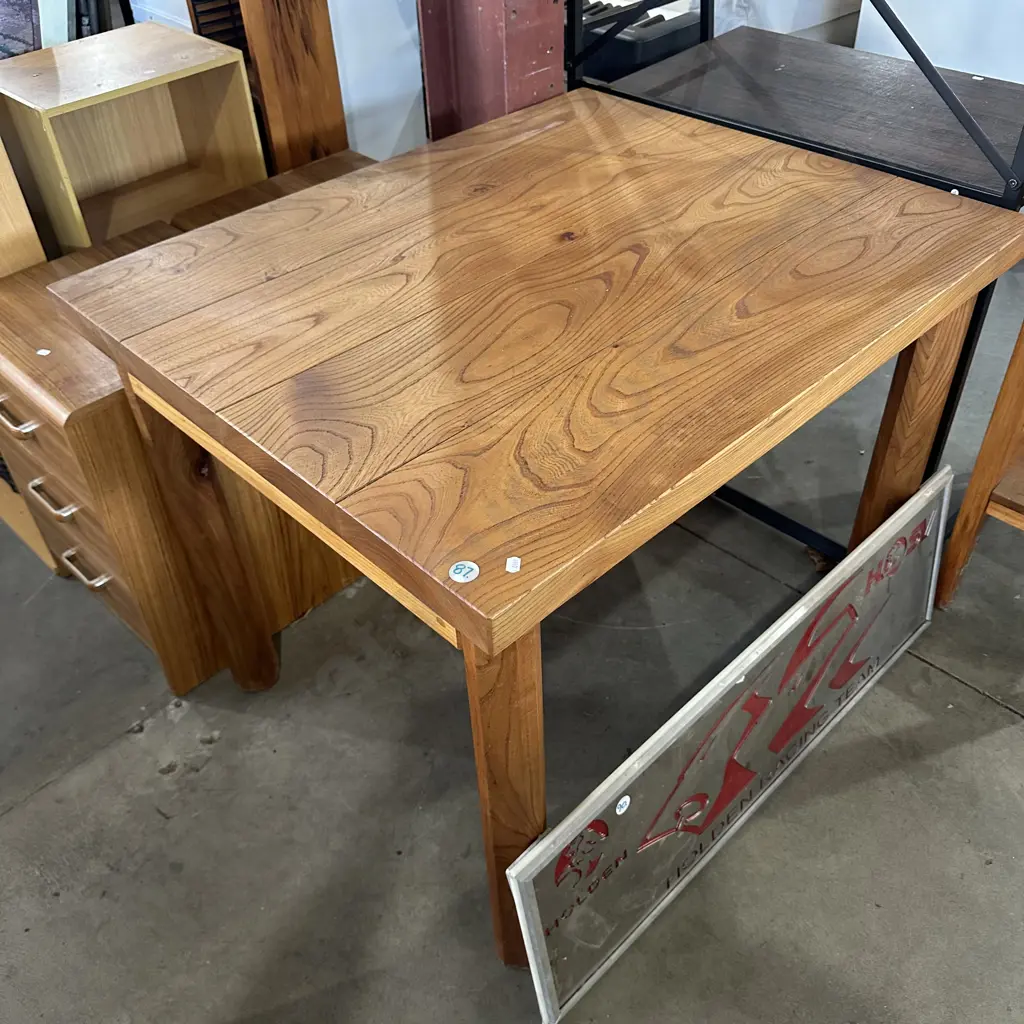 Solid Elm table 780 x 940mm Image 1++