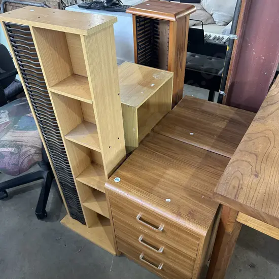 Pr bedsides, CD racks and shelf- average