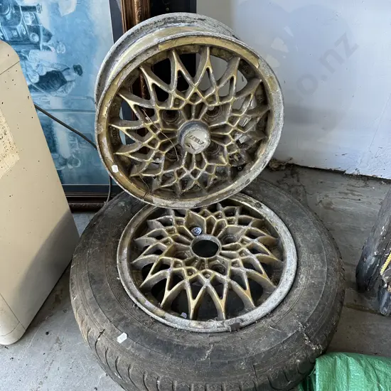 Pr of ENKEI mags - average