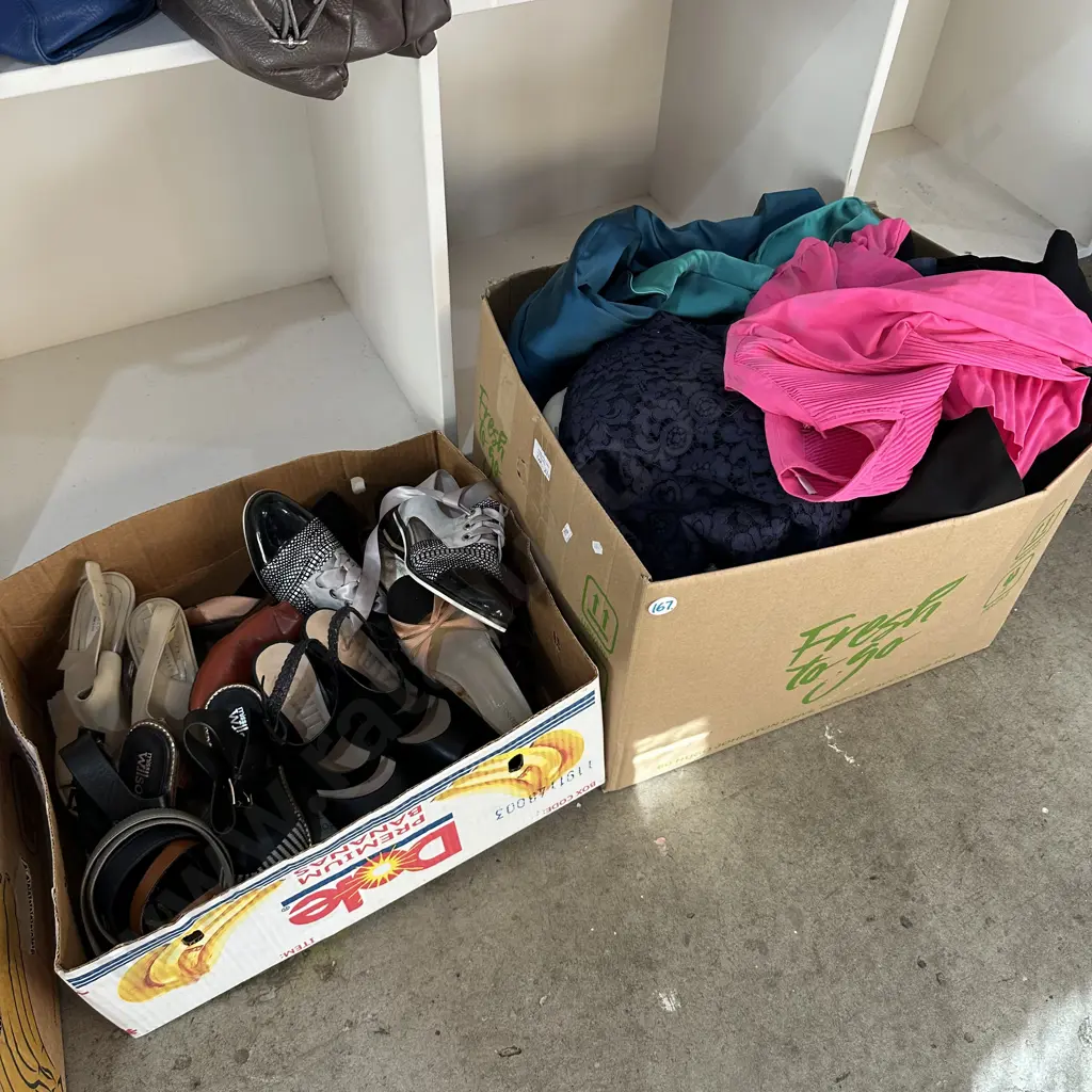 Two boxes designer shoes and clothes. Image 1++