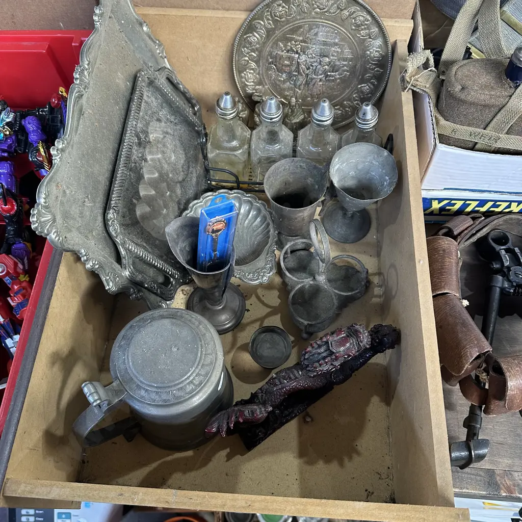 Drawer with silverware, dragon ornament etc. Image 1++