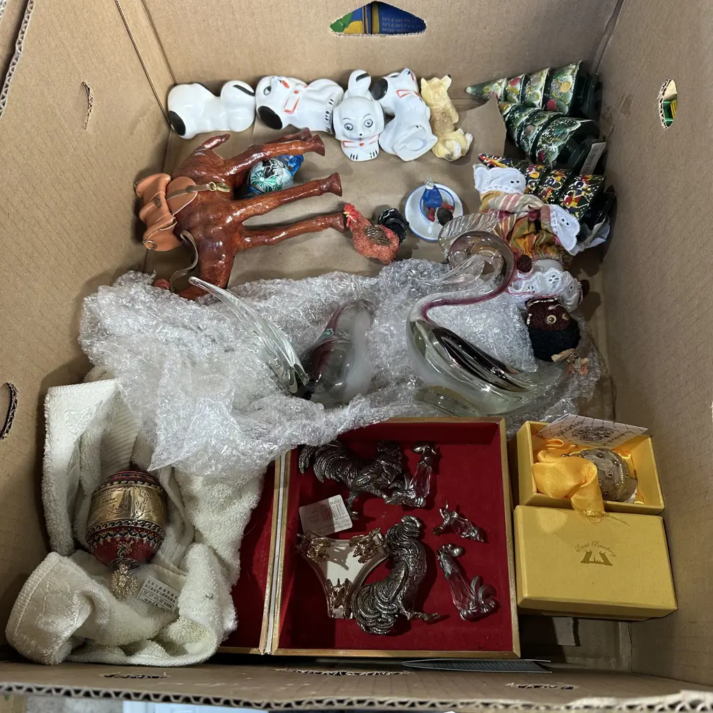 Box of ornaments including art glass. Image 1++