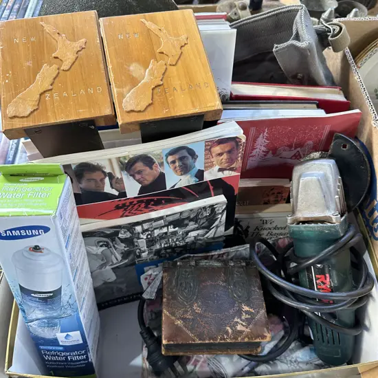 Samsung water filter, trinket box, hand grinder, books and book ends etc.