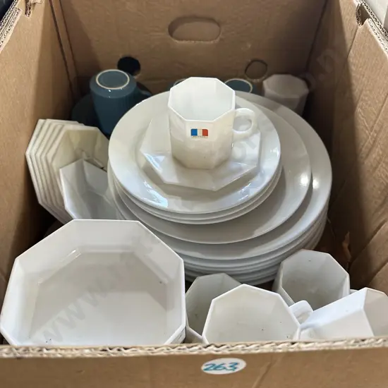 Box lot dinnerware including crown lynn and arcopal.