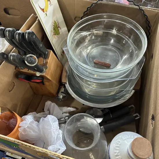 Box lot knife block, servers and arcopal quiche dish.