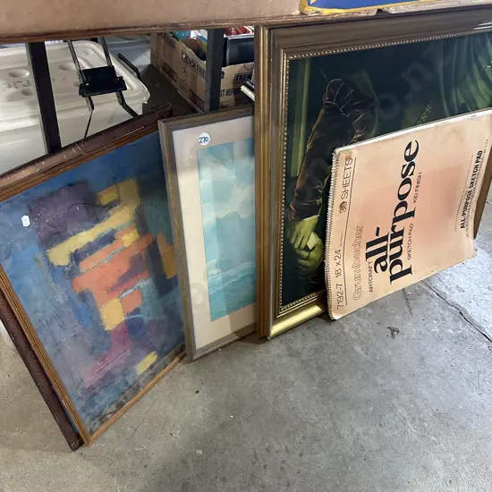 Pictures, frames and sketch pad.