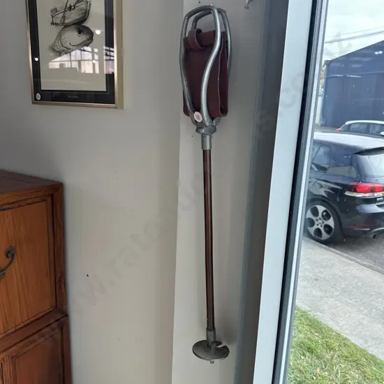 shooting stick