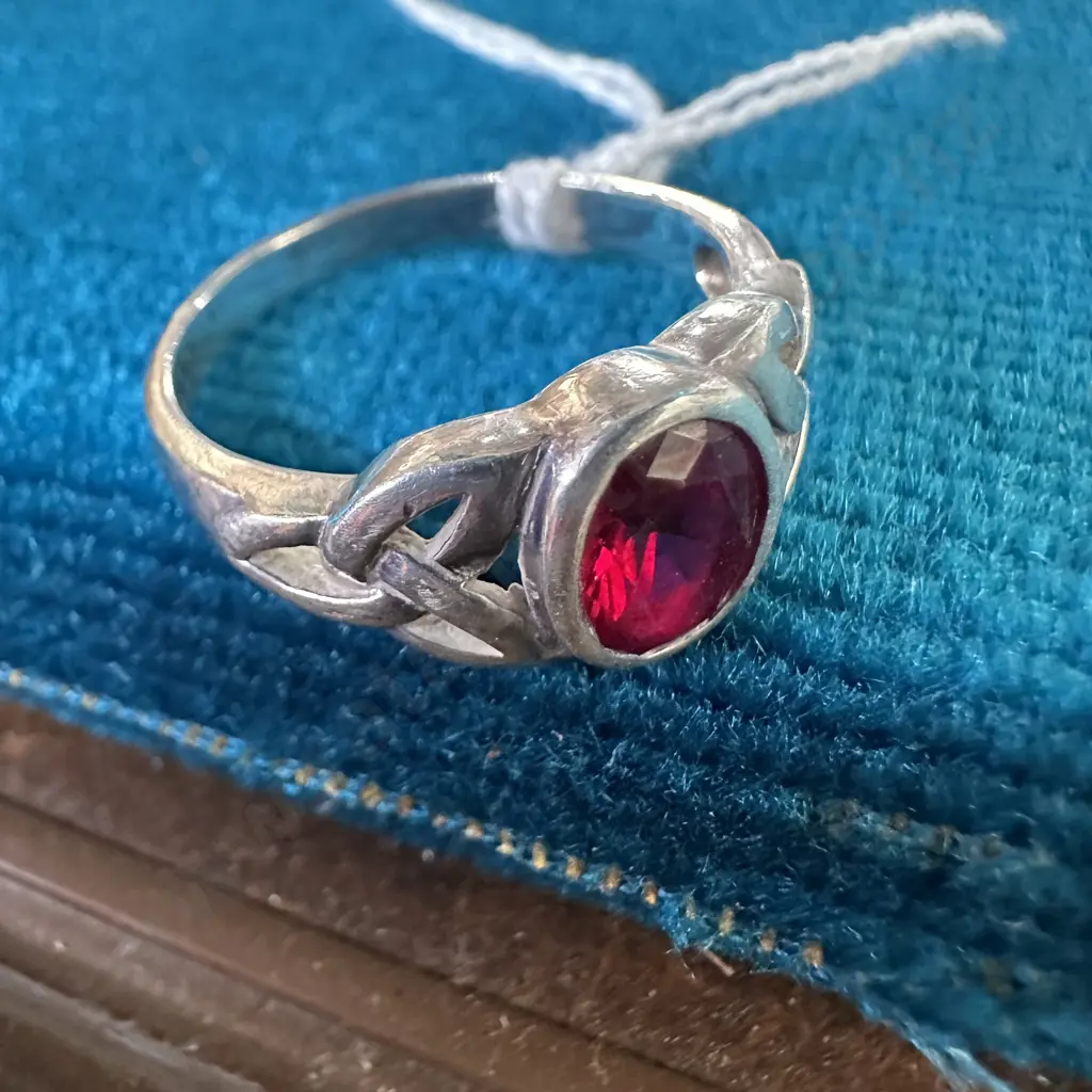 Sterling Silver stamped 925 ring with unidentified Red stone Image 1++