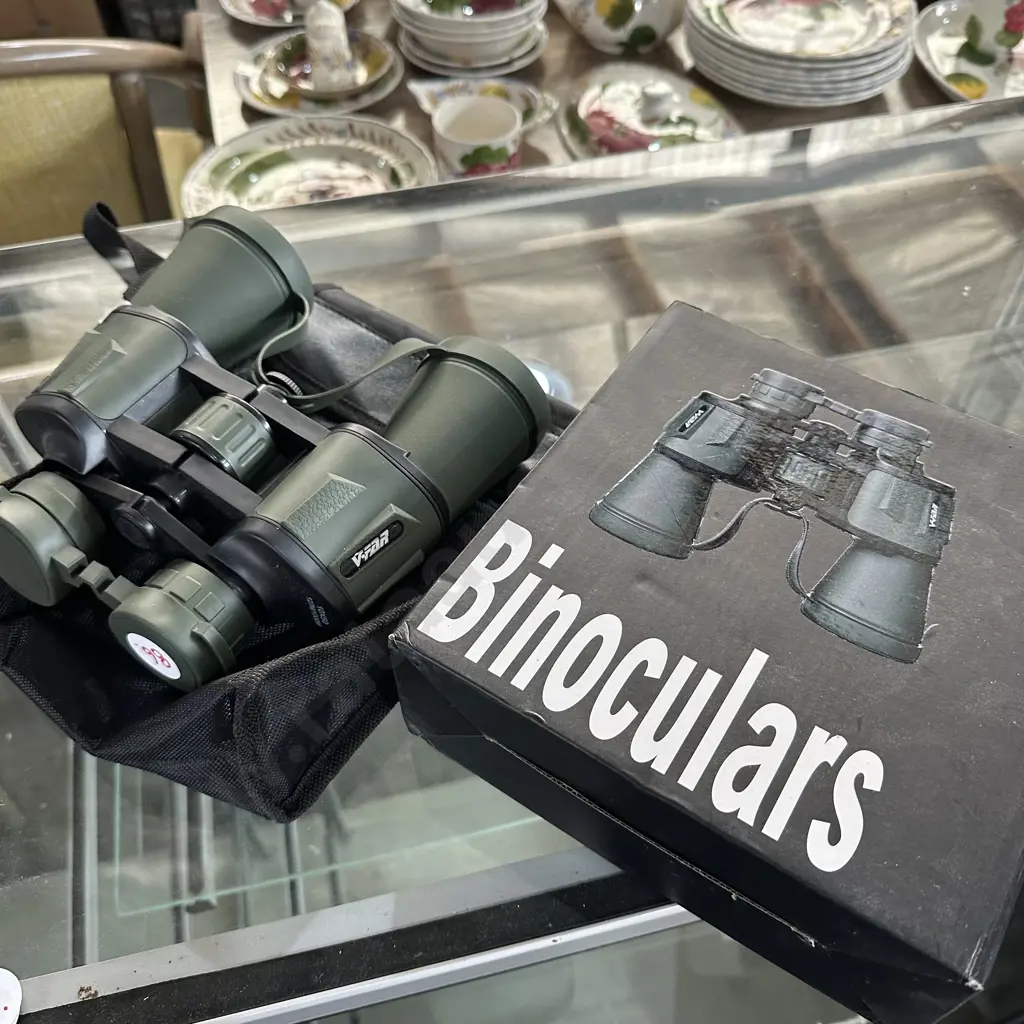 Binoculars Image 1++