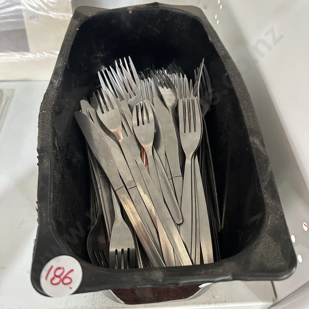 Large lot of knives and forks. Image 1++