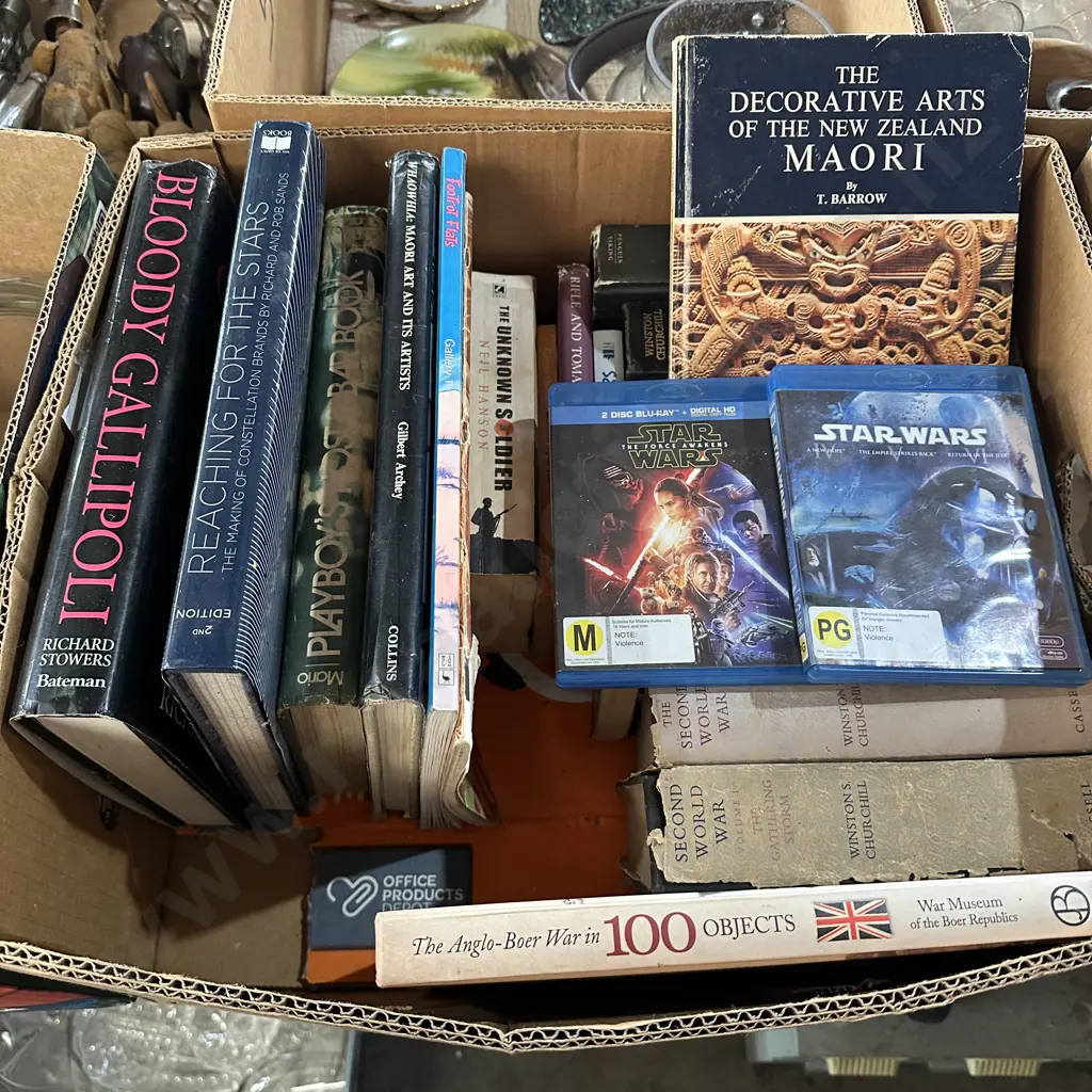 Box of books plus two Star Wars Blu-Ray disks. Image 1++
