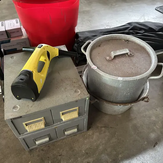 Karcher window vacuum, preserving pan, stock pot etc.