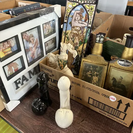 Box lot Lacquer art, new picture frame, salt and pepper etc.