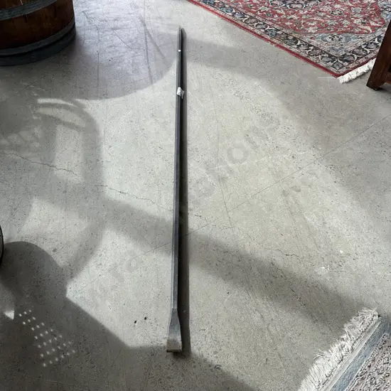 Metal bar