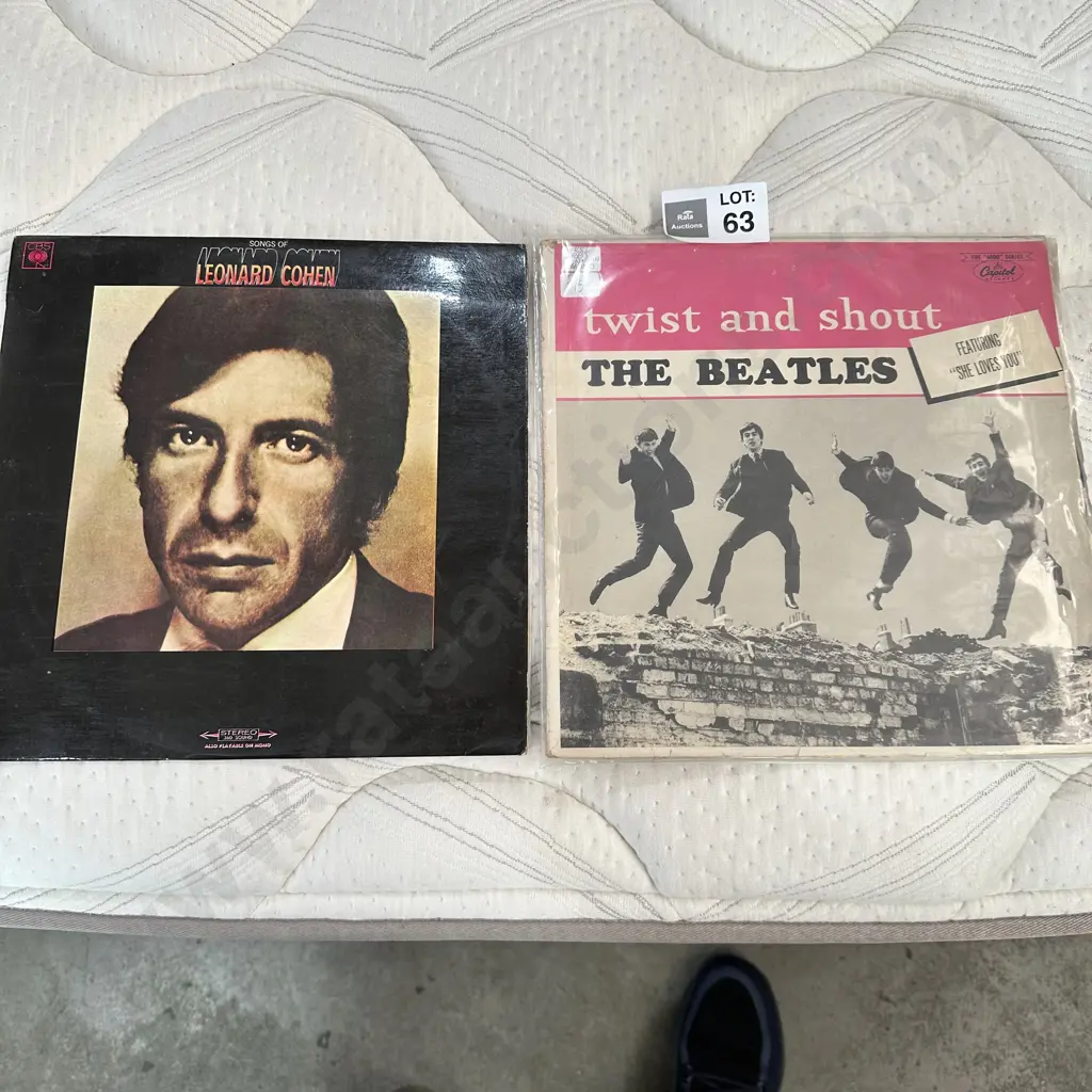 Leonard Cohen & Beatles LPs x 2 Image 1++