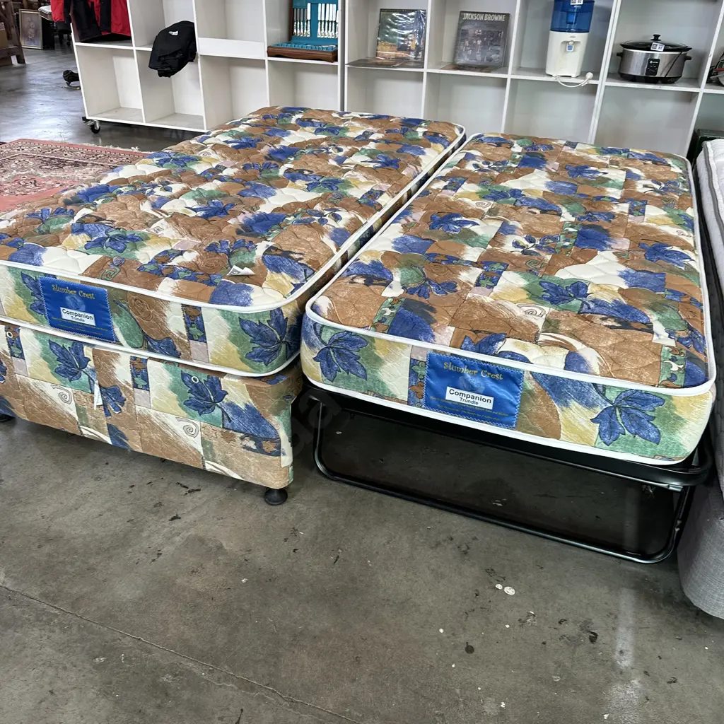 King single bed plus trundle bed Excellent condition Image 1++