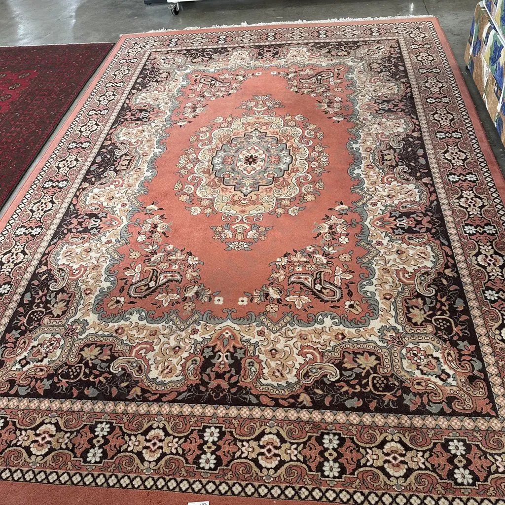 Large Woolen rug 3.6 x 2.5 Image 1++