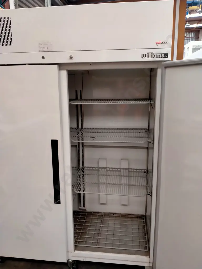 Commercial fridge (or) Freezer multi unit 2050h 1450w 710d Image 1++
