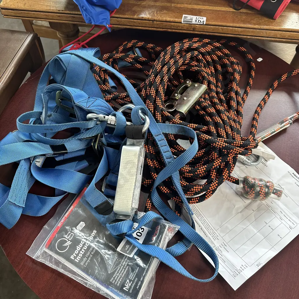 Lanyard climbing rope, harness etc- as new Image 1++