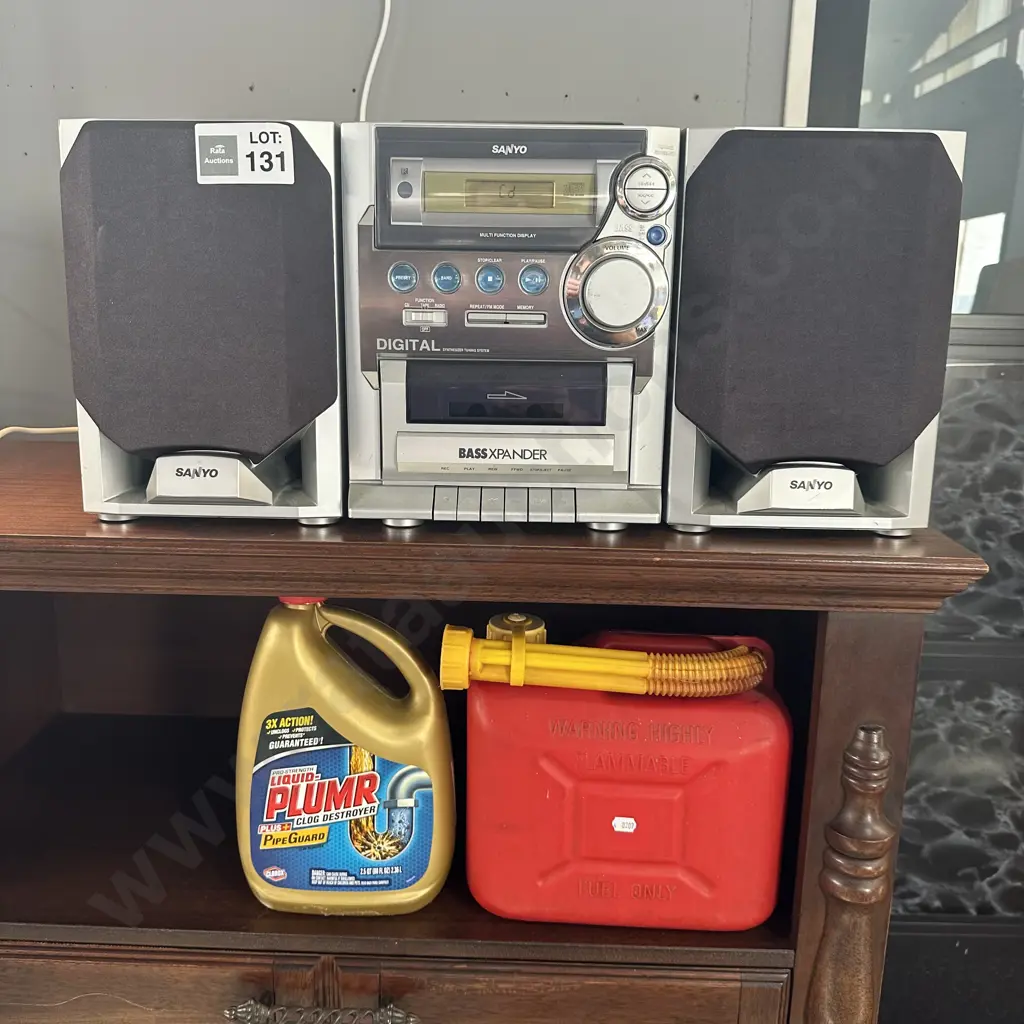 Stereo ( as is) plus petrol can etc Image 1++