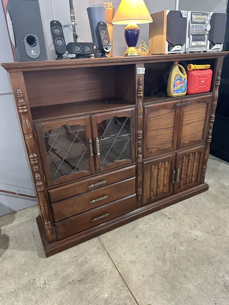 Wall unit Image 1++