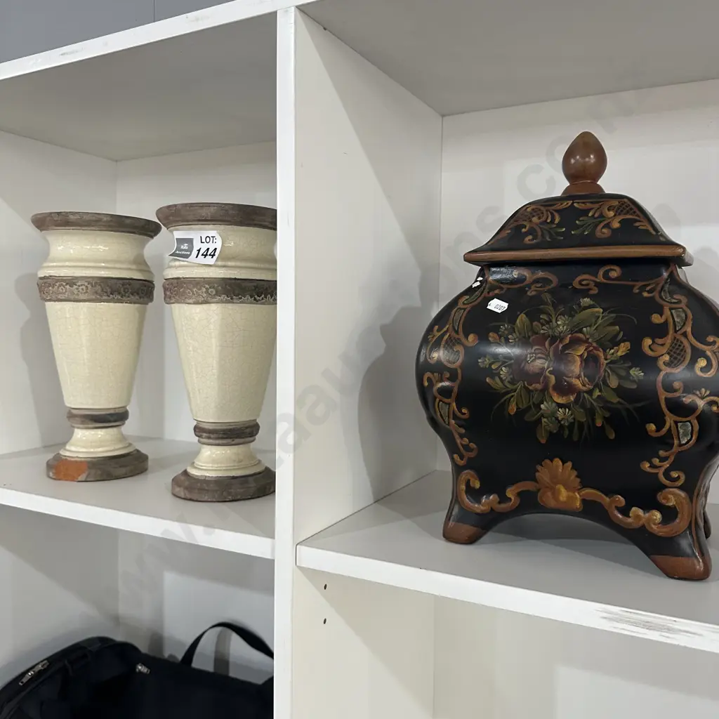 Pr vases (chipped)and lidded urn Image 1++