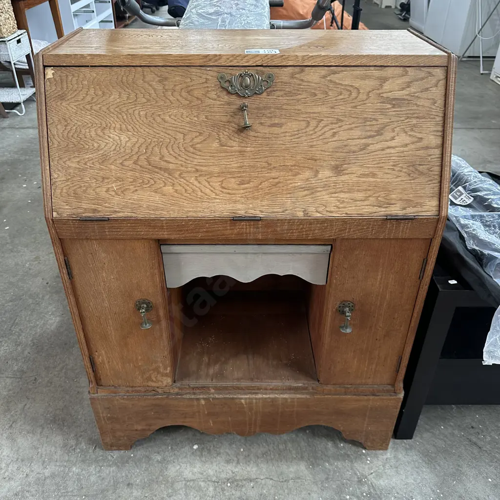 Oak desk Image 1++