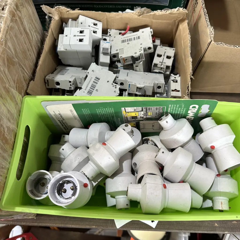 electrical fuses etc Image 1++