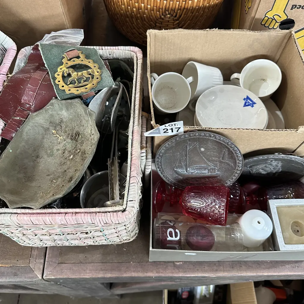 Crown Lyn and collectable plus sewing box Image 1++