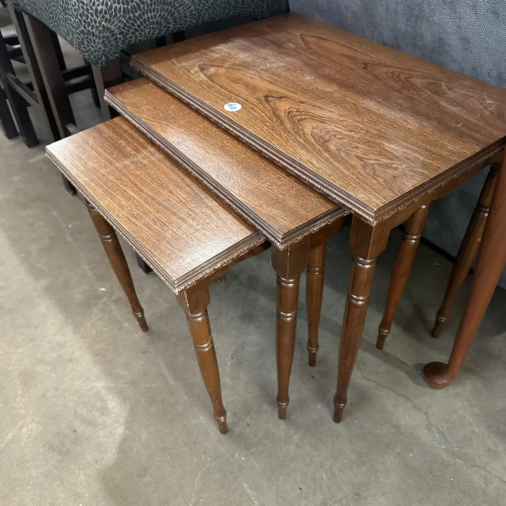 nest 3 solid Mahogany tables Image 1++