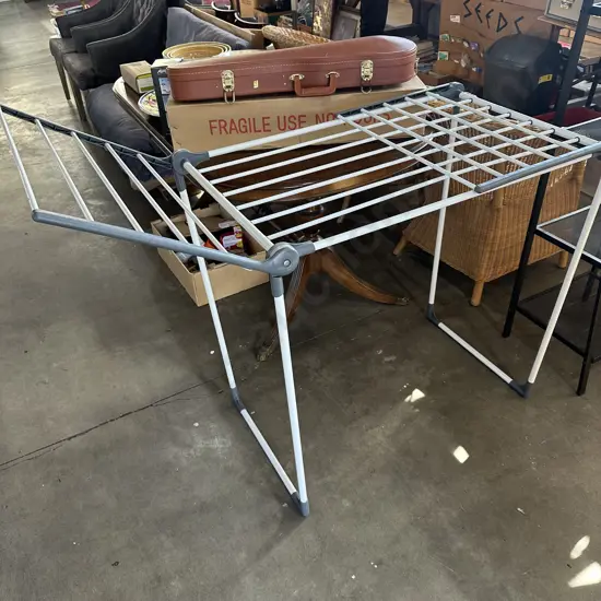 clothes horse