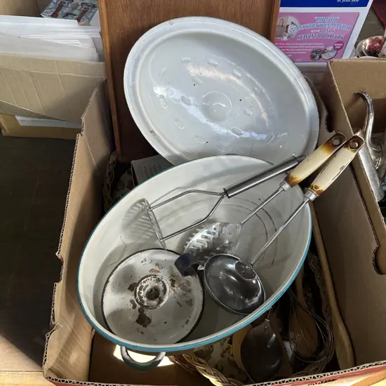 Trays, enamel roaster and candle holder, electric knife and utensils etc.