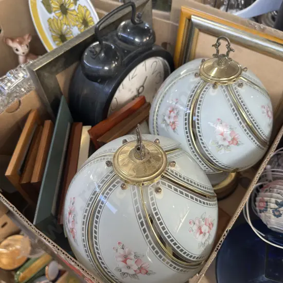 Clock, picture frames and touch lamps.