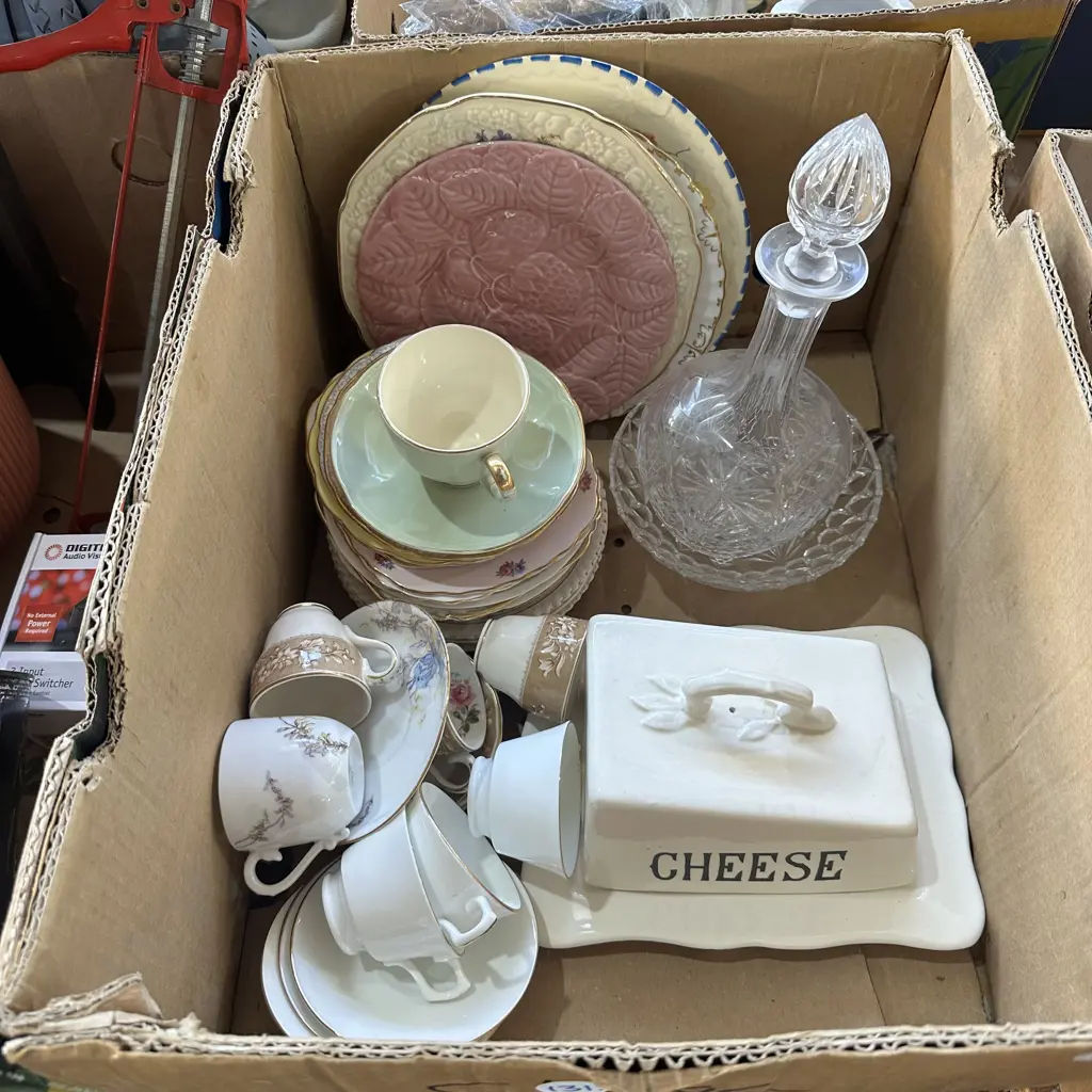 China plates, decanter, cheese dish etc. Image 1++