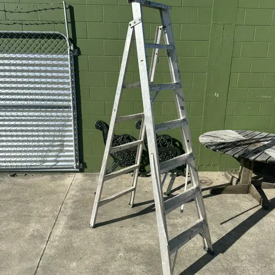 folding ladder