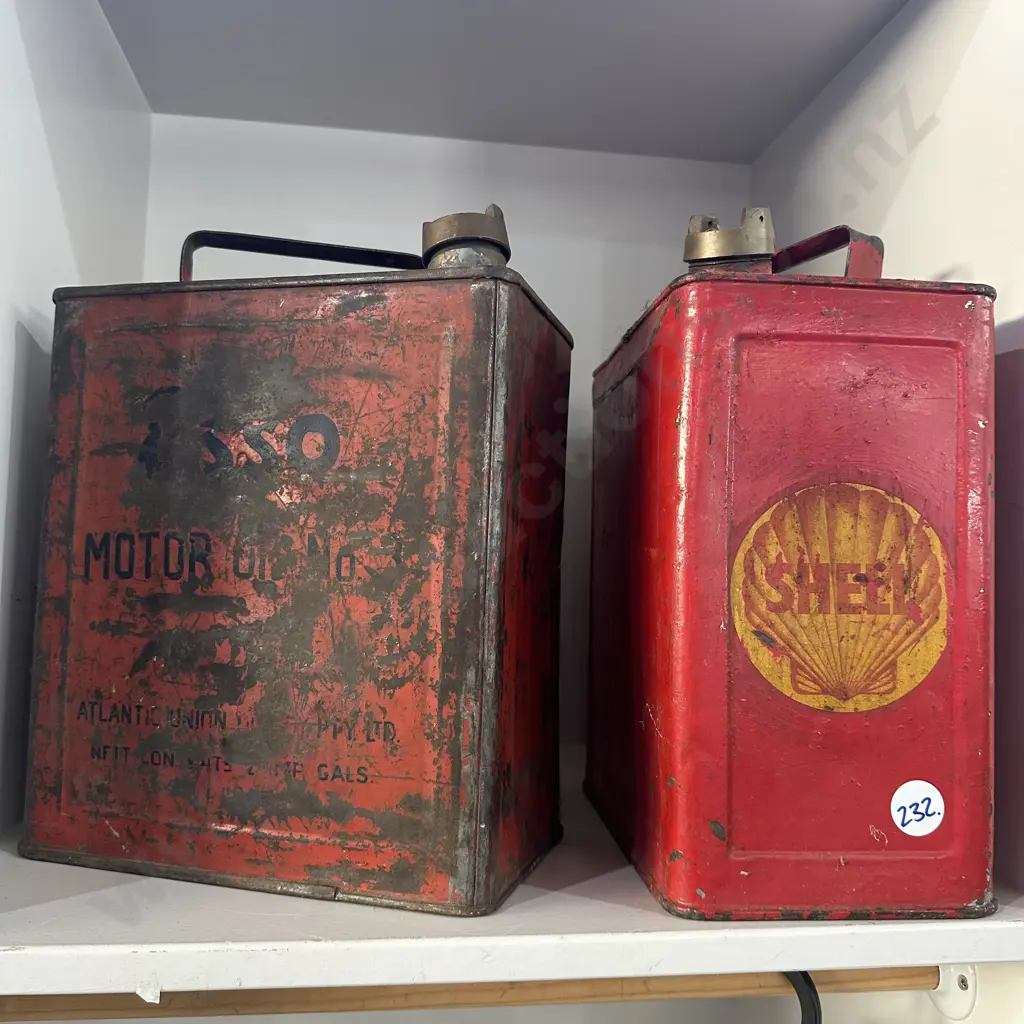 Shell & Asso petrol cans Image 1++